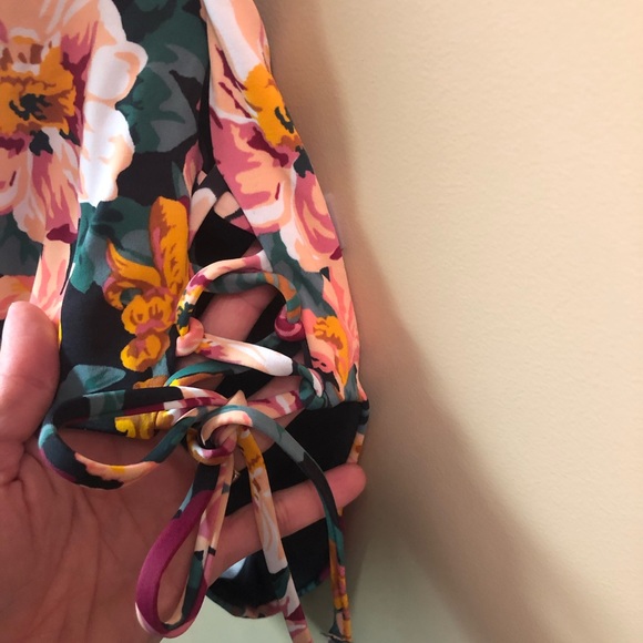 Tori Praver one piece swim suit - Picture 5 of 5